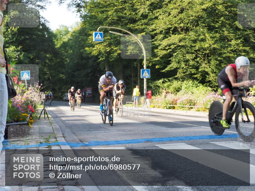 08.09.2024 - Stadtparktriathlon Zöllner http://msf.ph/oto/6980577 08.09.2024 09:03:57 Radfahren 15, 20, 21, 31, 35, 37, 40, 44, 54, 63, 71, 72, 76, 83, 89, 94 meine-sportfotos.de