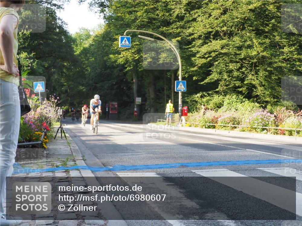 08.09.2024 - Stadtparktriathlon Zöllner http://msf.ph/oto/6980607 08.09.2024 09:04:00 Radfahren 20, 21, 31, 35, 37, 40, 44, 54, 71, 72, 76, 83, 89, 107 meine-sportfotos.de