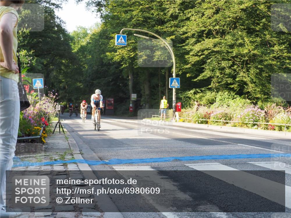 08.09.2024 - Stadtparktriathlon Zöllner http://msf.ph/oto/6980609 08.09.2024 09:04:00 Radfahren 20, 21, 31, 35, 37, 40, 44, 54, 71, 72, 76, 83, 89, 107 meine-sportfotos.de