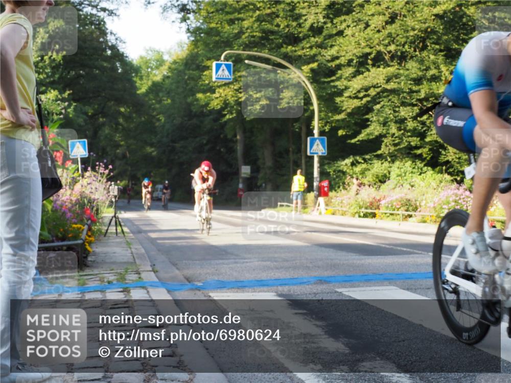08.09.2024 - Stadtparktriathlon Zöllner http://msf.ph/oto/6980624 08.09.2024 09:04:01 Radfahren 20, 31, 35, 37, 40, 54, 71, 72, 76, 83, 89, 107 meine-sportfotos.de