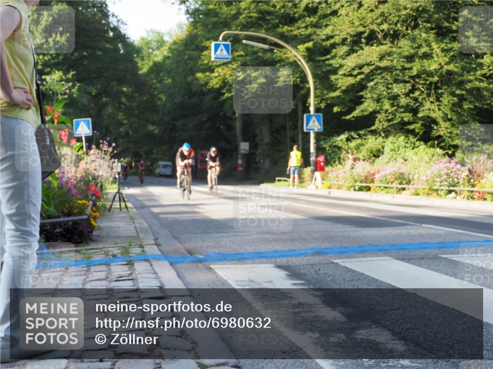 08.09.2024 - Stadtparktriathlon Zöllner http://msf.ph/oto/6980632 08.09.2024 09:04:03 Radfahren 20, 31, 35, 37, 71, 76, 89, 107, 113 meine-sportfotos.de