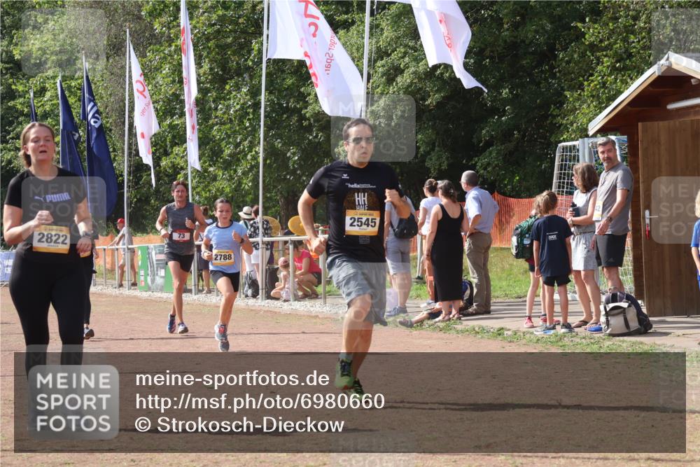 08.09.2024 - Airport Race Strokosch-Dieckow http://msf.ph/oto/6980660 08.09.2024 12:15:33 Ziel 73, 175, 2545, 2630, 2788, 2822, 2888, 3072 meine-sportfotos.de