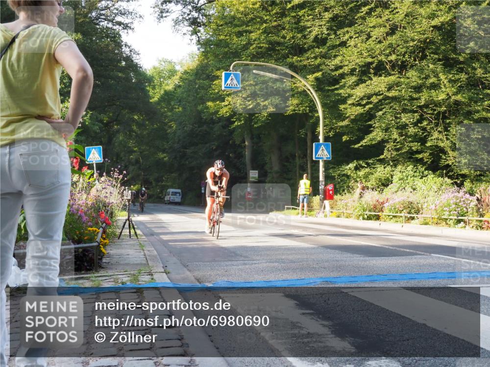 08.09.2024 - Stadtparktriathlon Zöllner http://msf.ph/oto/6980690 08.09.2024 09:04:14 Radfahren 23, 55, 113, 117, 119, 128 meine-sportfotos.de