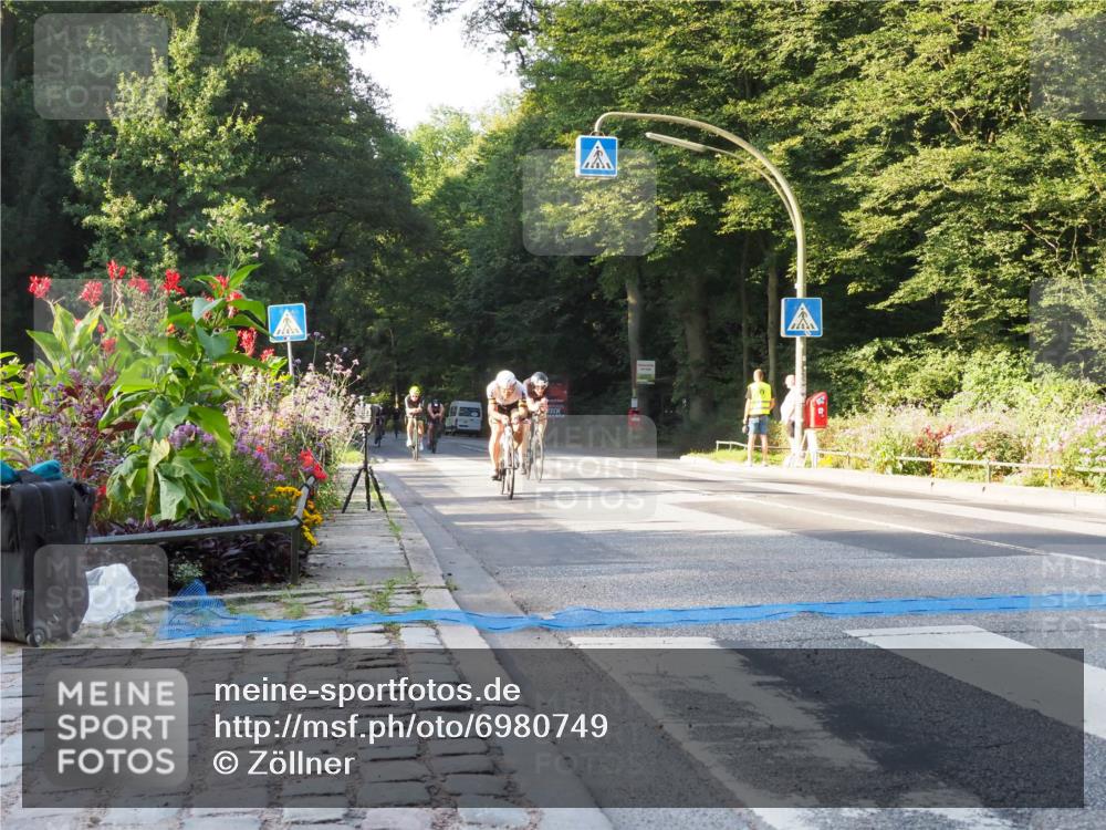 08.09.2024 - Stadtparktriathlon Zöllner http://msf.ph/oto/6980749 08.09.2024 09:04:54 Radfahren 8, 27, 57, 69, 74, 85, 87, 116, 121 meine-sportfotos.de