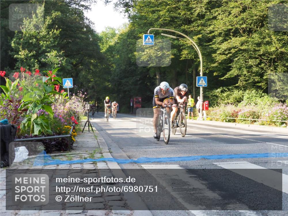 08.09.2024 - Stadtparktriathlon Zöllner http://msf.ph/oto/6980751 08.09.2024 09:04:55 Radfahren 8, 27, 57, 69, 74, 85, 87, 116, 121 meine-sportfotos.de
