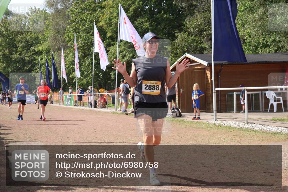 08.09.2024 - Airport Race Strokosch-Dieckow http://msf.ph/oto/6980758 08.09.2024 12:15:40 Ziel 239, 974, 2533, 2630, 2850, 2888, 3072 meine-sportfotos.de