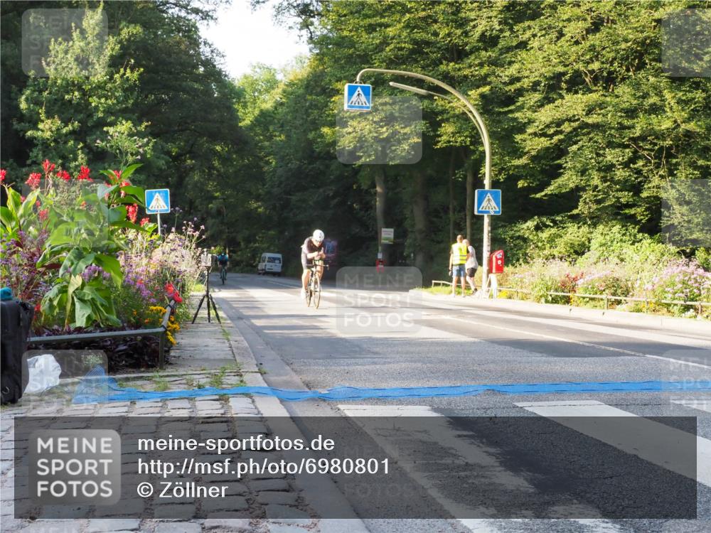 08.09.2024 - Stadtparktriathlon Zöllner http://msf.ph/oto/6980801 08.09.2024 09:05:02 Radfahren 27, 74, 85, 121, 124 meine-sportfotos.de