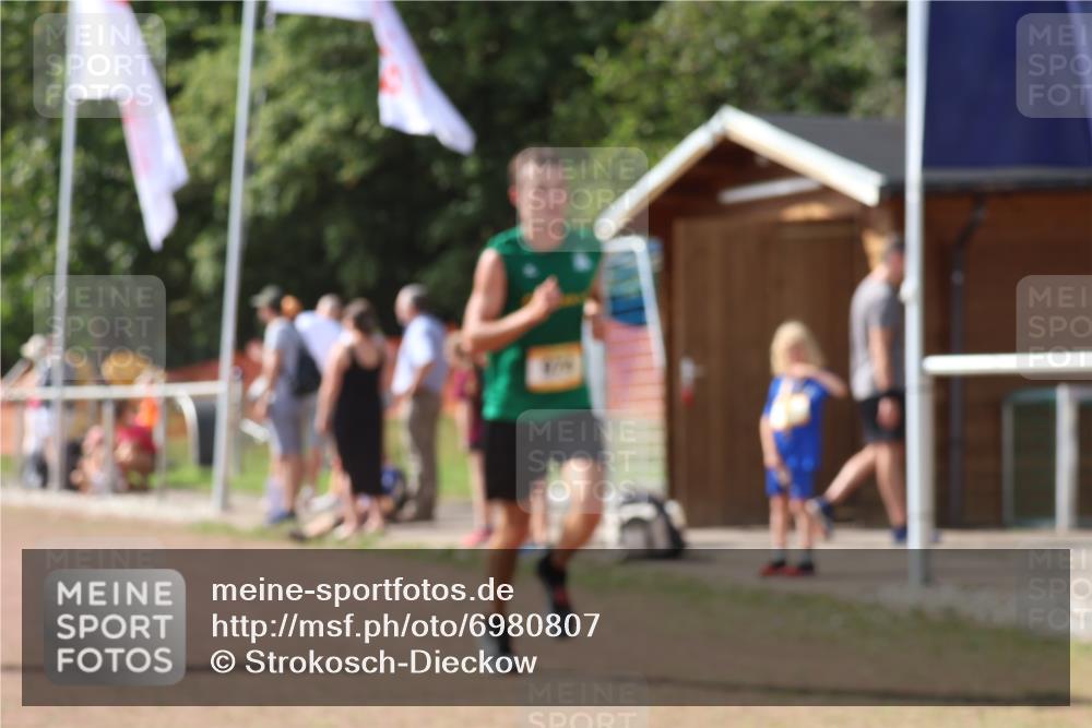 08.09.2024 - Airport Race Strokosch-Dieckow http://msf.ph/oto/6980807 08.09.2024 12:15:46 Ziel 18, 239, 974, 2533, 2578, 2850, 2861, 3150 meine-sportfotos.de