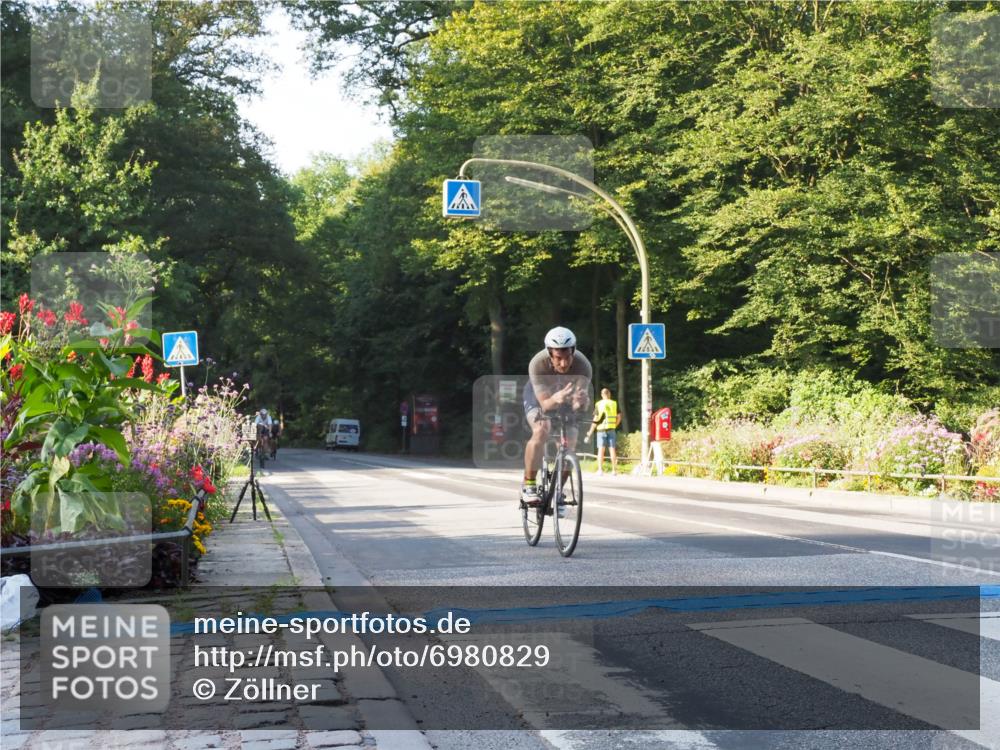 08.09.2024 - Stadtparktriathlon Zöllner http://msf.ph/oto/6980829 08.09.2024 09:05:28 Radfahren 4, 30, 42, 45, 104 meine-sportfotos.de