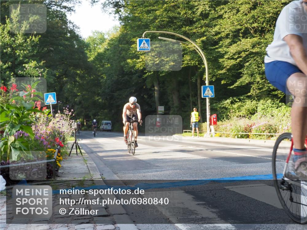 08.09.2024 - Stadtparktriathlon Zöllner http://msf.ph/oto/6980840 08.09.2024 09:05:33 Radfahren 4, 24, 30, 45, 104 meine-sportfotos.de
