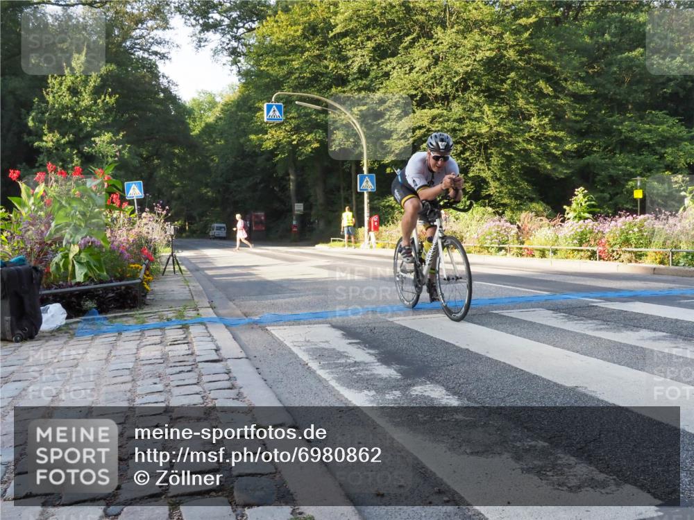 08.09.2024 - Stadtparktriathlon Zöllner http://msf.ph/oto/6980862 08.09.2024 09:05:54 Radfahren 60 meine-sportfotos.de