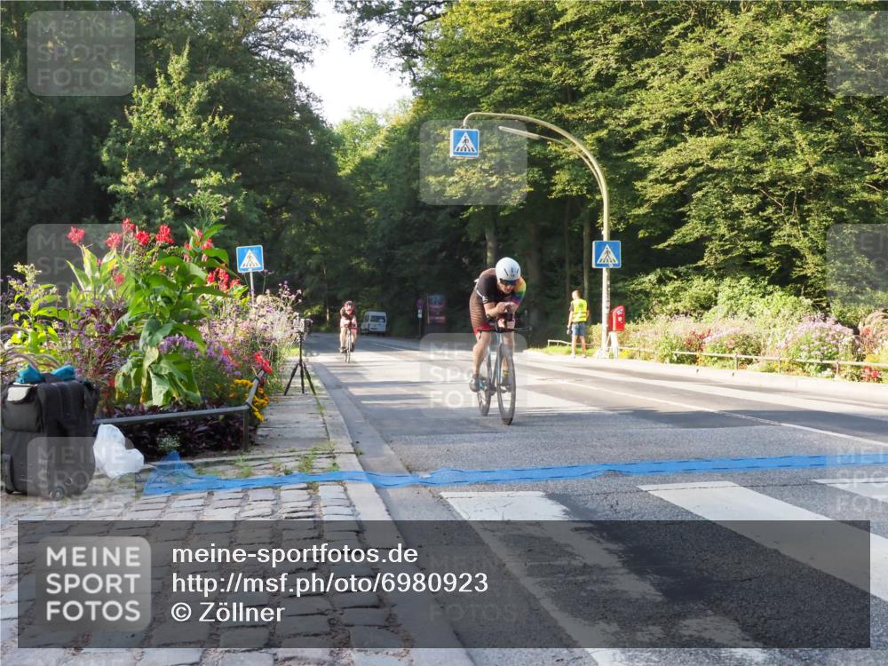 08.09.2024 - Stadtparktriathlon Zöllner http://msf.ph/oto/6980923 08.09.2024 09:07:21 Radfahren 19, 86, 106 meine-sportfotos.de