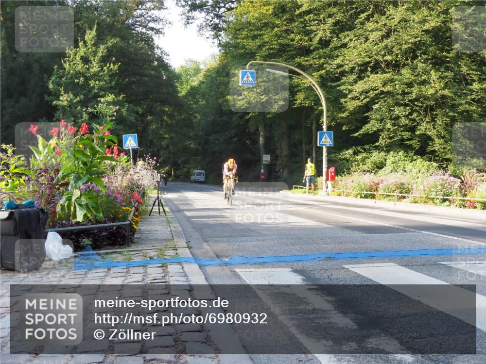 08.09.2024 - Stadtparktriathlon Zöllner http://msf.ph/oto/6980932 08.09.2024 09:07:27 Radfahren 106, 122 meine-sportfotos.de