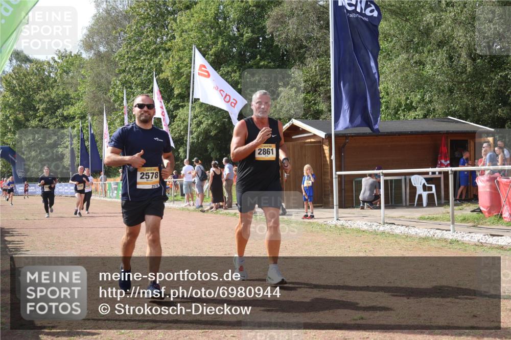 08.09.2024 - Airport Race Strokosch-Dieckow http://msf.ph/oto/6980944 08.09.2024 12:15:54 Ziel 18, 276, 2578, 2591, 2595, 2645, 2854, 2861, 3150 meine-sportfotos.de