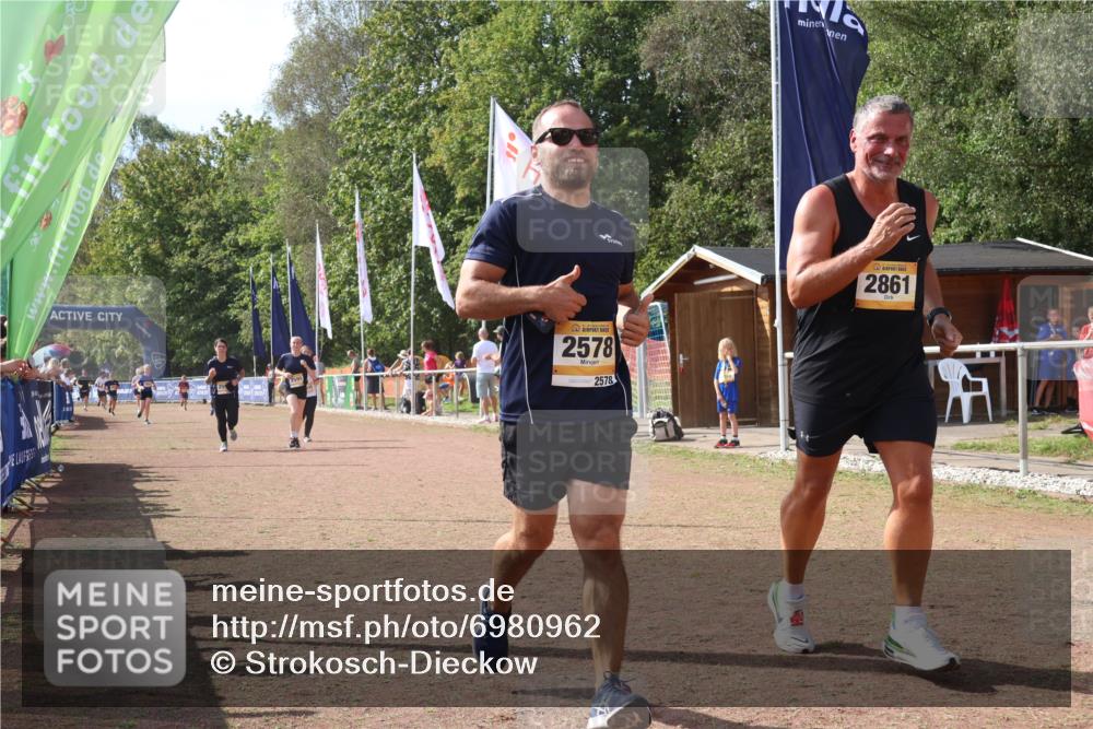 08.09.2024 - Airport Race Strokosch-Dieckow http://msf.ph/oto/6980962 08.09.2024 12:15:54 Ziel 18, 276, 2578, 2591, 2595, 2645, 2854, 2861, 3150 meine-sportfotos.de