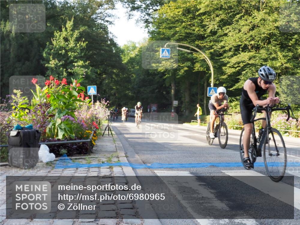 08.09.2024 - Stadtparktriathlon Zöllner http://msf.ph/oto/6980965 08.09.2024 09:07:40 Radfahren 1, 5, 6, 14, 49, 59, 65, 126 meine-sportfotos.de