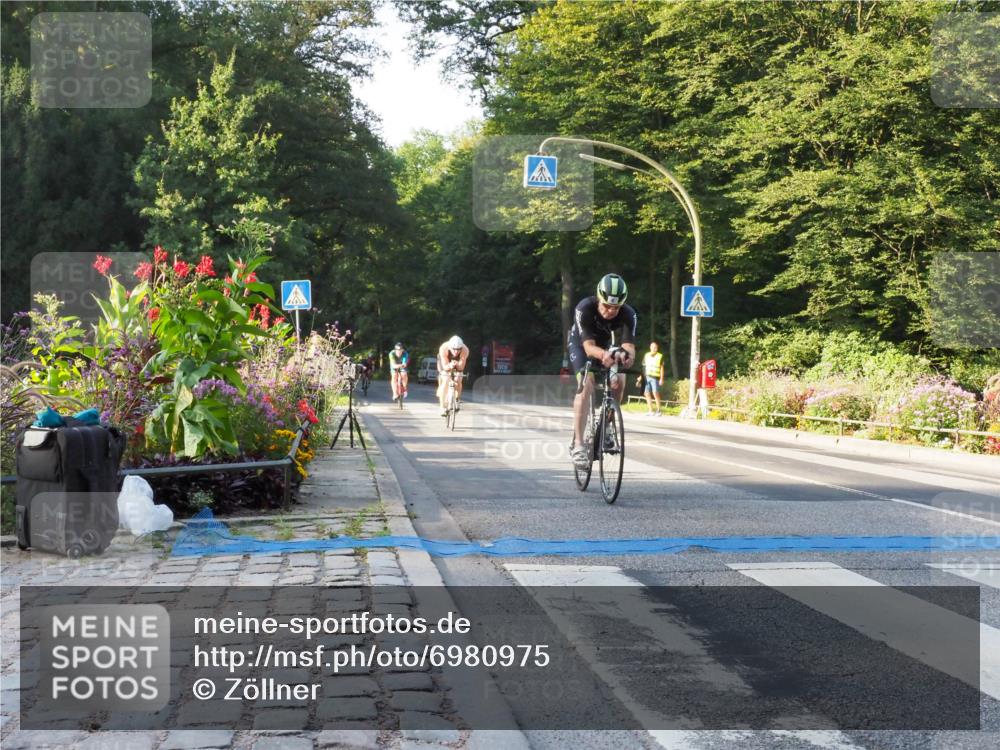 08.09.2024 - Stadtparktriathlon Zöllner http://msf.ph/oto/6980975 08.09.2024 09:07:41 Radfahren 1, 5, 6, 14, 49, 59, 65, 126 meine-sportfotos.de