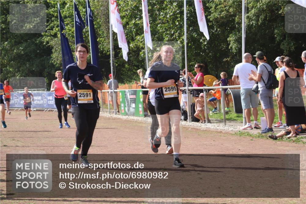 08.09.2024 - Airport Race Strokosch-Dieckow http://msf.ph/oto/6980982 08.09.2024 12:15:56 Ziel 276, 2540, 2541, 2543, 2578, 2591, 2595, 2645, 2854, 2861 meine-sportfotos.de