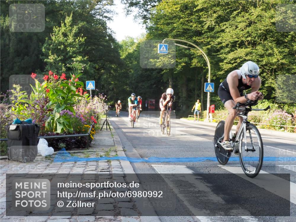 08.09.2024 - Stadtparktriathlon Zöllner http://msf.ph/oto/6980992 08.09.2024 09:07:42 Radfahren 1, 5, 6, 14, 49, 59, 65, 126 meine-sportfotos.de