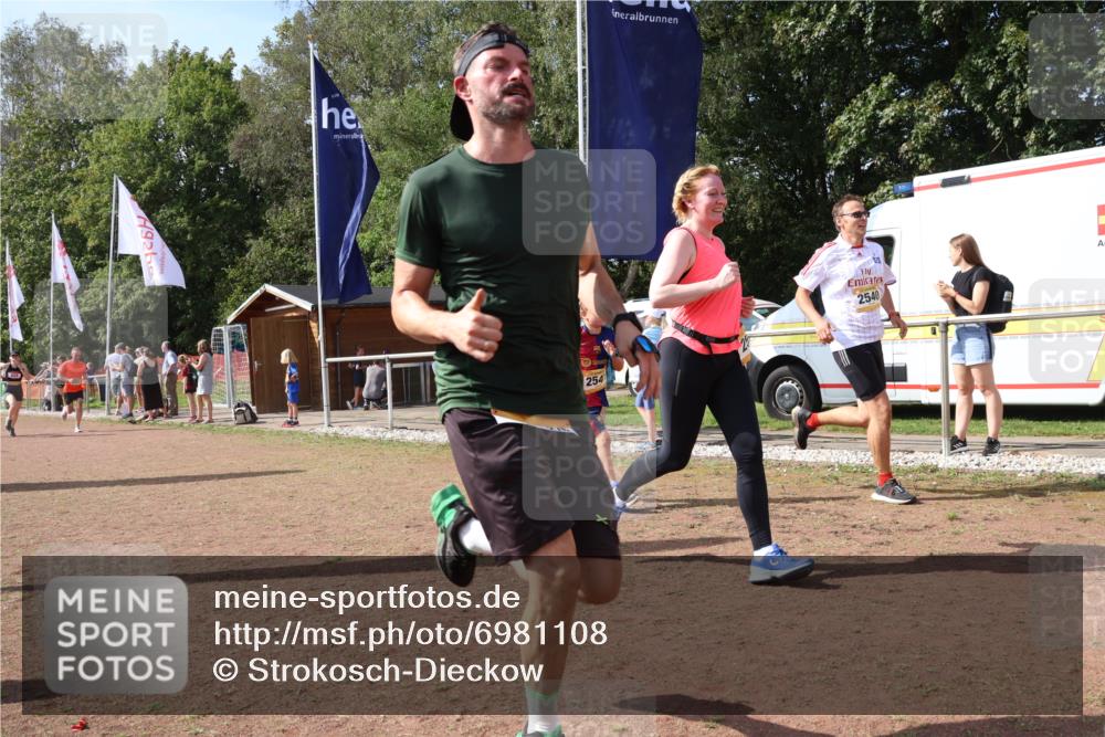 08.09.2024 - Airport Race Strokosch-Dieckow http://msf.ph/oto/6981108 08.09.2024 12:16:06 Ziel 225, 276, 1020, 2540, 2541, 2543, 2586, 2604, 2799, 2802, 2804, 2827, 2854, 3057 meine-sportfotos.de