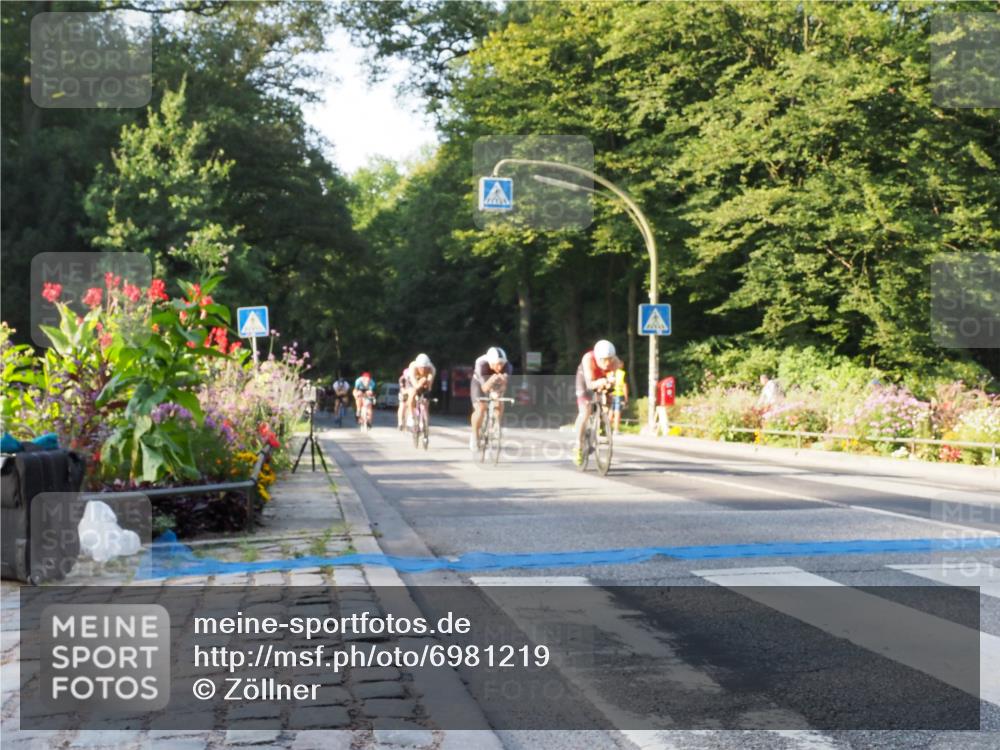 08.09.2024 - Stadtparktriathlon Zöllner http://msf.ph/oto/6981219 08.09.2024 09:09:34 Radfahren 15, 21, 25, 26, 35, 40, 44, 54, 56, 63, 72, 76, 123, 127 meine-sportfotos.de