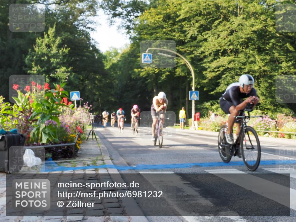 08.09.2024 - Stadtparktriathlon Zöllner http://msf.ph/oto/6981232 08.09.2024 09:09:35 Radfahren 15, 21, 25, 26, 35, 40, 44, 54, 56, 63, 72, 76, 123, 127 meine-sportfotos.de