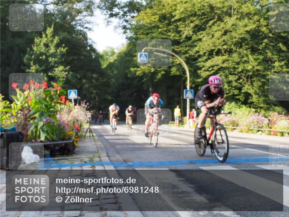 08.09.2024 - Stadtparktriathlon Zöllner http://msf.ph/oto/6981248 08.09.2024 09:09:36 Radfahren 15, 21, 25, 26, 35, 40, 44, 54, 56, 63, 72, 76, 123, 127 meine-sportfotos.de
