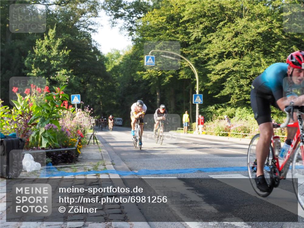 08.09.2024 - Stadtparktriathlon Zöllner http://msf.ph/oto/6981256 08.09.2024 09:09:36 Radfahren 15, 21, 25, 26, 35, 40, 44, 54, 56, 63, 72, 76, 123, 127 meine-sportfotos.de