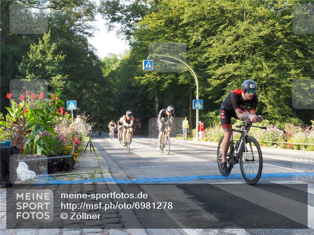08.09.2024 - Stadtparktriathlon Zöllner http://msf.ph/oto/6981278 08.09.2024 09:09:39 Radfahren 21, 25, 26, 35, 44, 54, 56, 72, 76, 109, 123, 127 meine-sportfotos.de