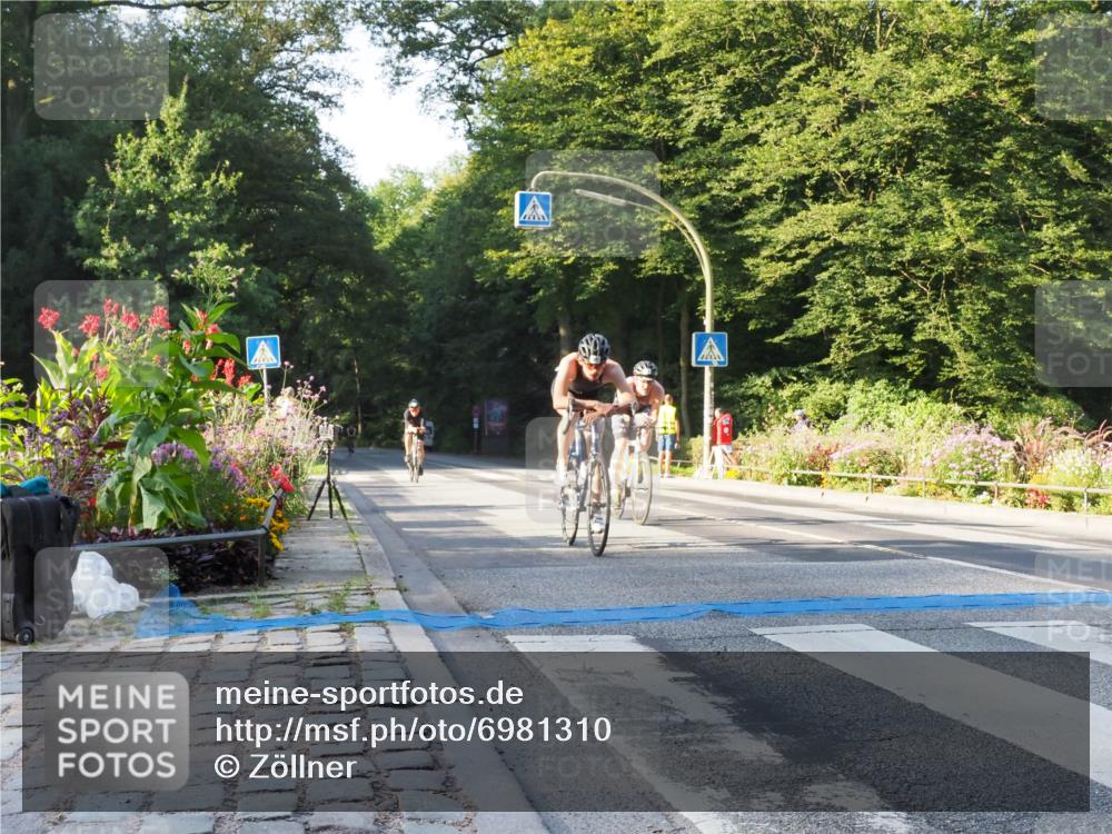 08.09.2024 - Stadtparktriathlon Zöllner http://msf.ph/oto/6981310 08.09.2024 09:09:41 Radfahren 25, 26, 35, 54, 56, 72, 76, 109, 123 meine-sportfotos.de