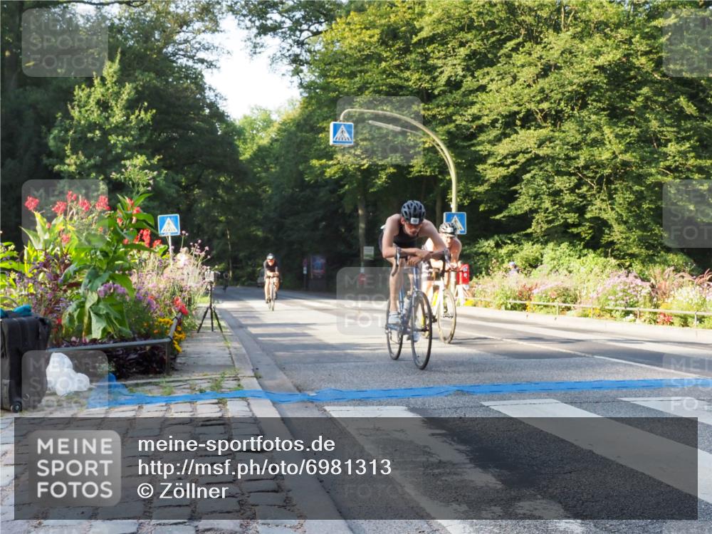 08.09.2024 - Stadtparktriathlon Zöllner http://msf.ph/oto/6981313 08.09.2024 09:09:41 Radfahren 25, 26, 35, 54, 56, 72, 76, 109, 123 meine-sportfotos.de