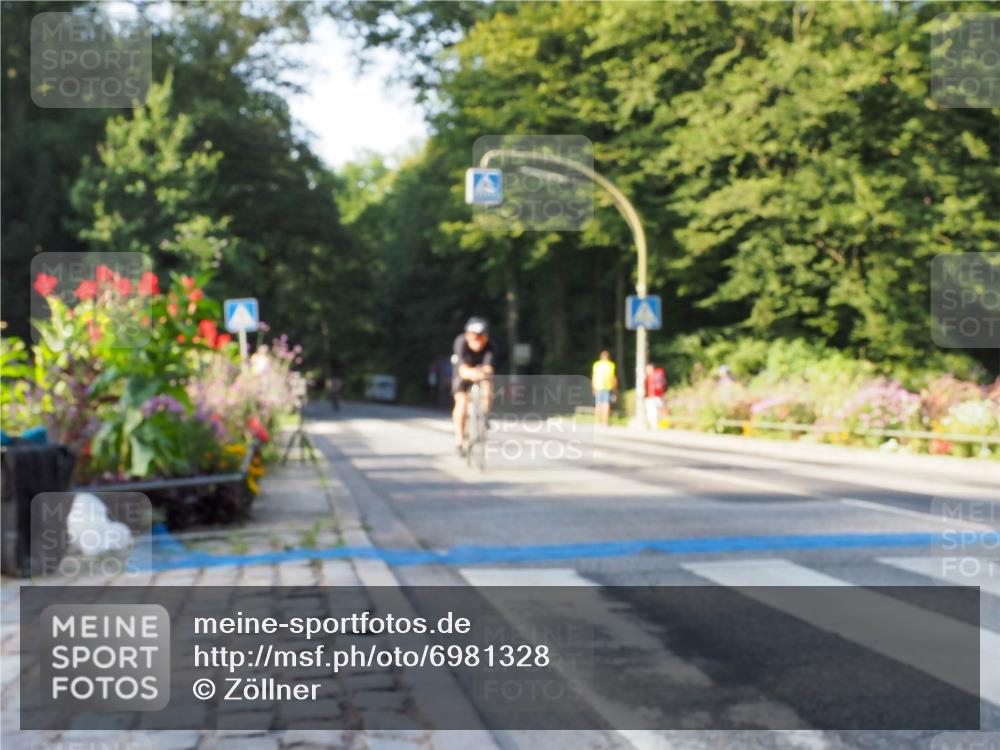 08.09.2024 - Stadtparktriathlon Zöllner http://msf.ph/oto/6981328 08.09.2024 09:09:43 Radfahren 25, 26, 35, 37, 56, 72, 80, 100, 109, 123 meine-sportfotos.de