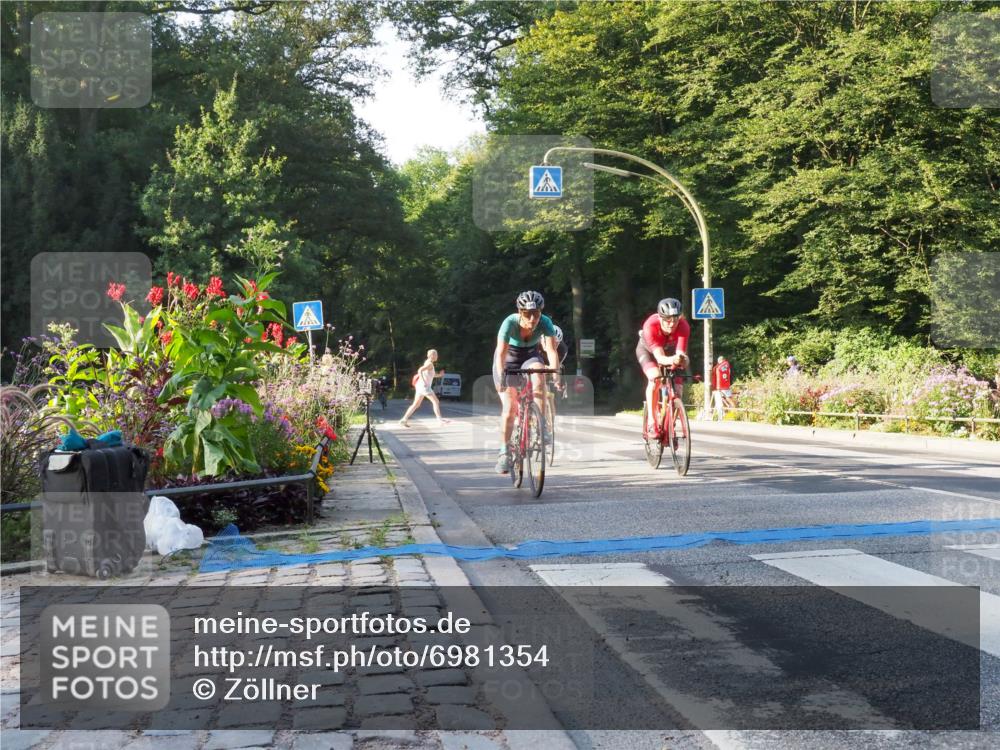 08.09.2024 - Stadtparktriathlon Zöllner http://msf.ph/oto/6981354 08.09.2024 09:09:53 Radfahren 31, 37, 80, 100, 107, 108, 113, 125 meine-sportfotos.de
