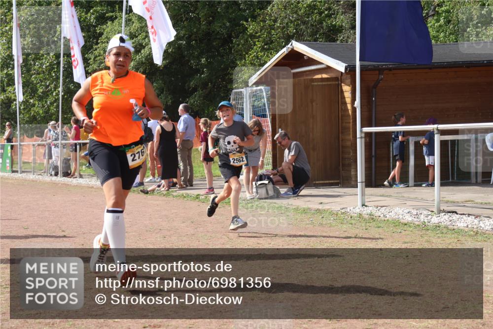 08.09.2024 - Airport Race Strokosch-Dieckow http://msf.ph/oto/6981356 08.09.2024 12:16:39 Ziel 158, 2561, 2562, 2598, 2767, 2780 meine-sportfotos.de