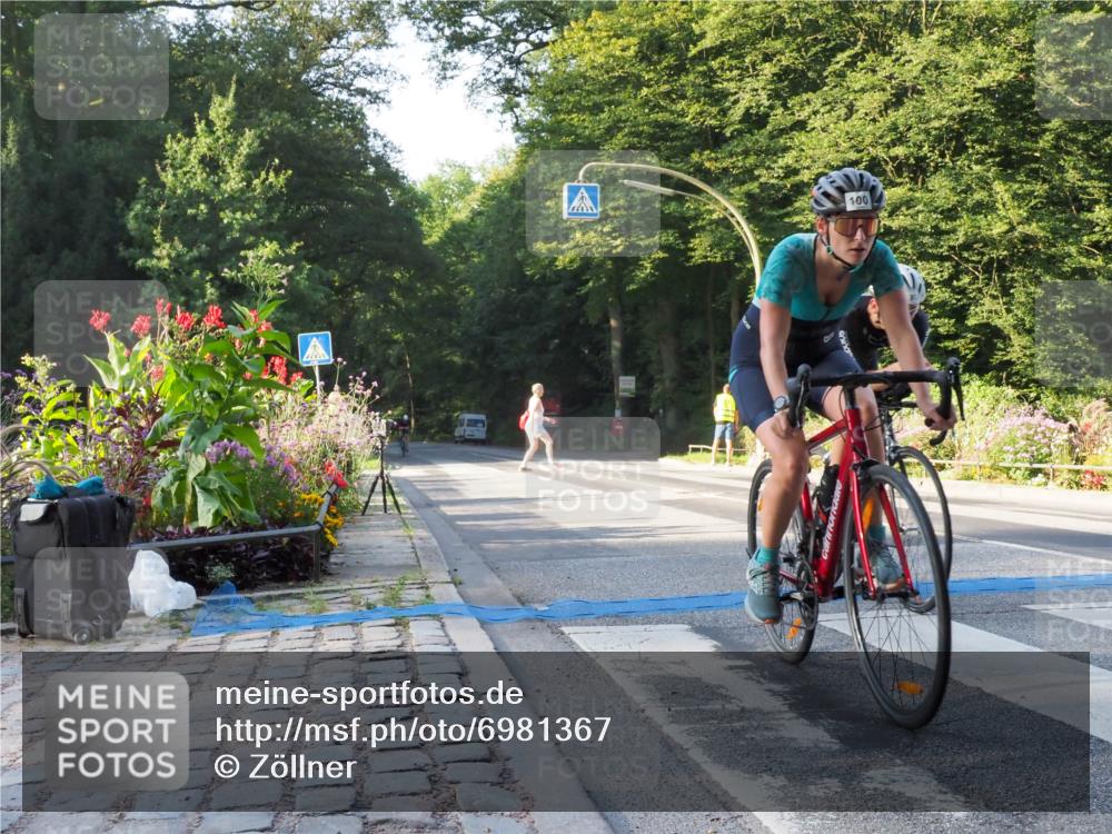 08.09.2024 - Stadtparktriathlon Zöllner http://msf.ph/oto/6981367 08.09.2024 09:09:53 Radfahren 31, 37, 80, 100, 107, 108, 113, 125 meine-sportfotos.de