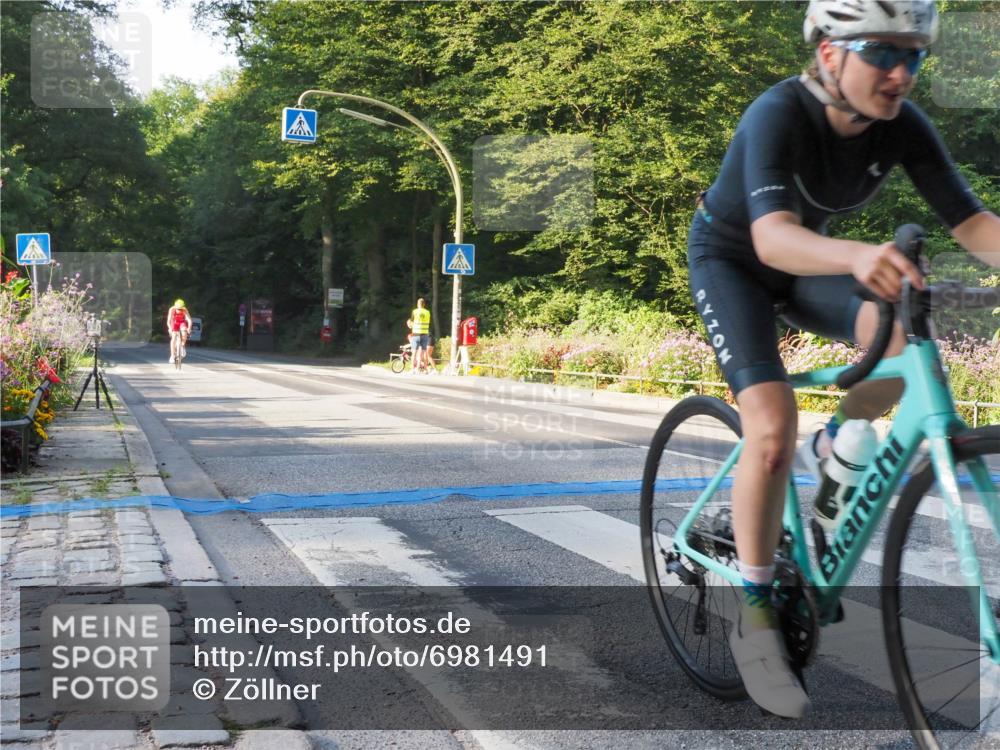 08.09.2024 - Stadtparktriathlon Zöllner http://msf.ph/oto/6981491 08.09.2024 09:10:42 Radfahren 8, 41, 131 meine-sportfotos.de