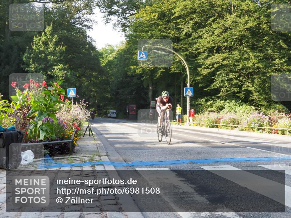 08.09.2024 - Stadtparktriathlon Zöllner http://msf.ph/oto/6981508 08.09.2024 09:11:01 Radfahren 57, 74, 85, 97, 116, 119, 121, 172, 174 meine-sportfotos.de