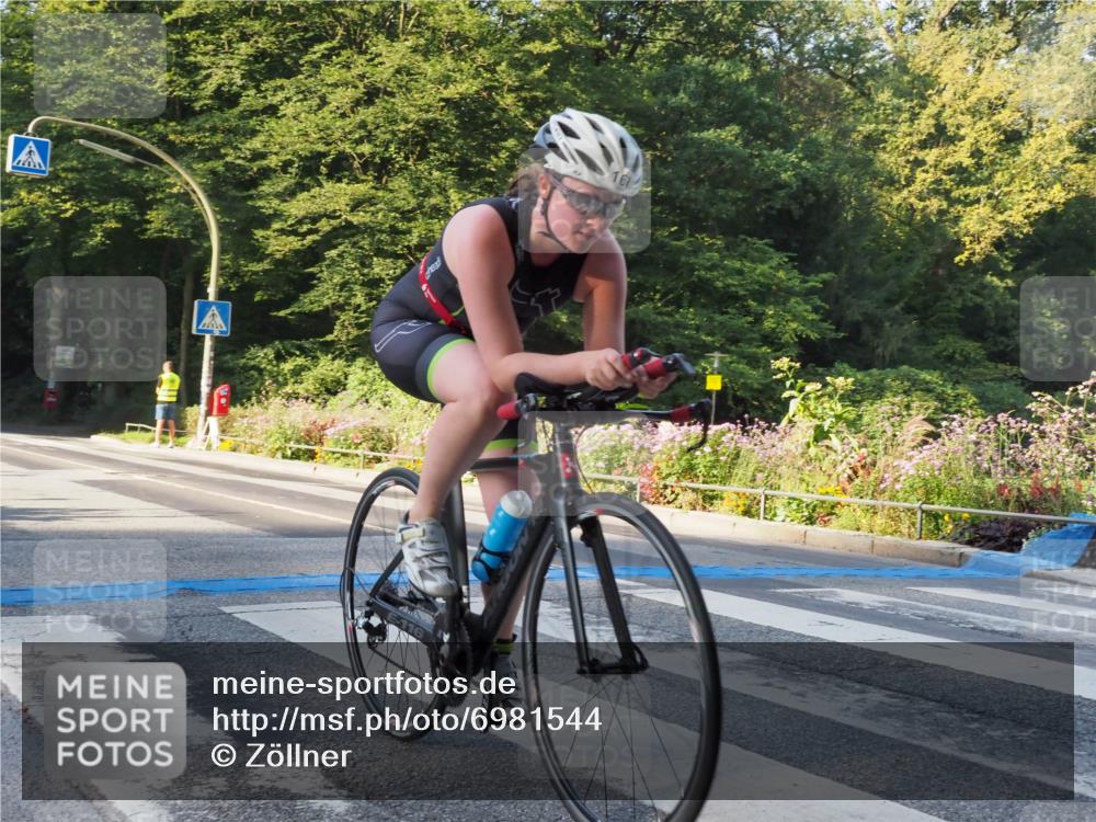 08.09.2024 - Stadtparktriathlon Zöllner http://msf.ph/oto/6981544 08.09.2024 09:11:20 Radfahren 2, 167 meine-sportfotos.de