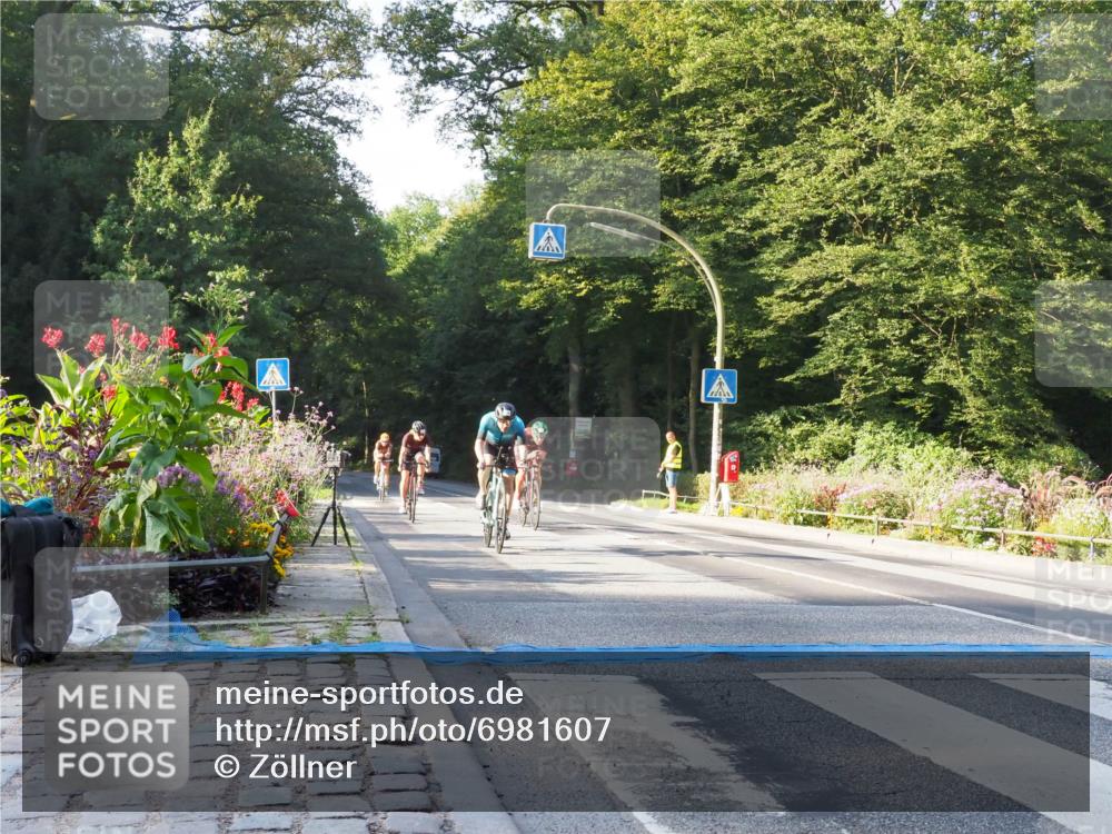 08.09.2024 - Stadtparktriathlon Zöllner http://msf.ph/oto/6981607 08.09.2024 09:11:52 Radfahren 4, 11, 45, 124, 138, 140, 144 meine-sportfotos.de