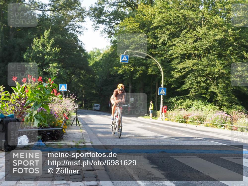 08.09.2024 - Stadtparktriathlon Zöllner http://msf.ph/oto/6981629 08.09.2024 09:11:55 Radfahren 11, 18, 124, 138, 140, 144 meine-sportfotos.de