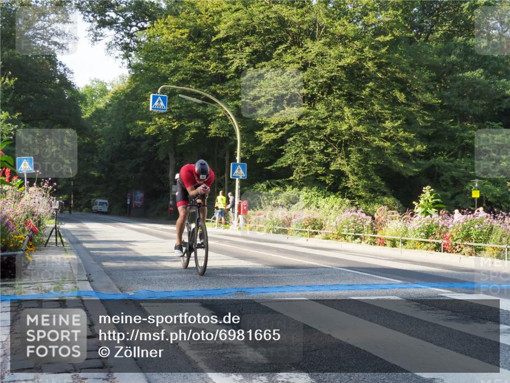 08.09.2024 - Stadtparktriathlon Zöllner http://msf.ph/oto/6981665 08.09.2024 09:12:32 Radfahren 38, 132, 150, 157 meine-sportfotos.de
