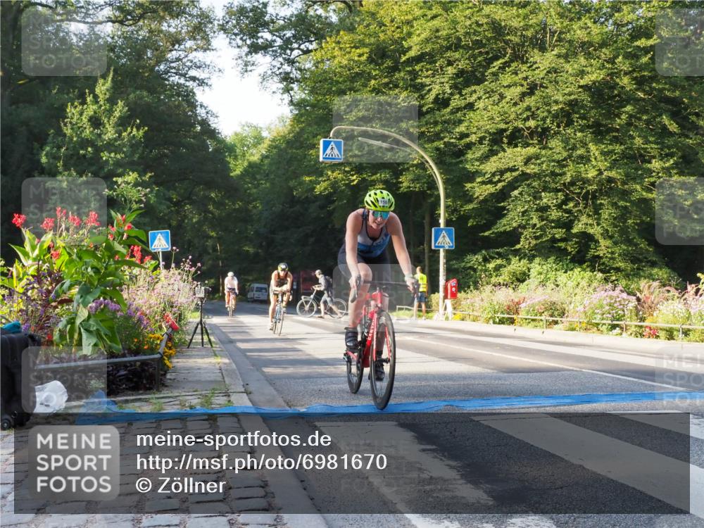 08.09.2024 - Stadtparktriathlon Zöllner http://msf.ph/oto/6981670 08.09.2024 09:12:40 Radfahren 68, 82, 88, 104, 132, 150, 157 meine-sportfotos.de