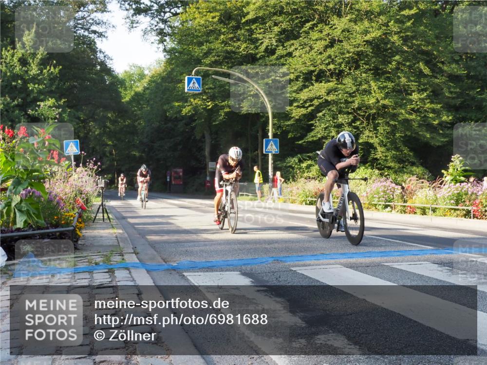 08.09.2024 - Stadtparktriathlon Zöllner http://msf.ph/oto/6981688 08.09.2024 09:12:49 Radfahren 19, 68, 82, 88, 156, 171 meine-sportfotos.de