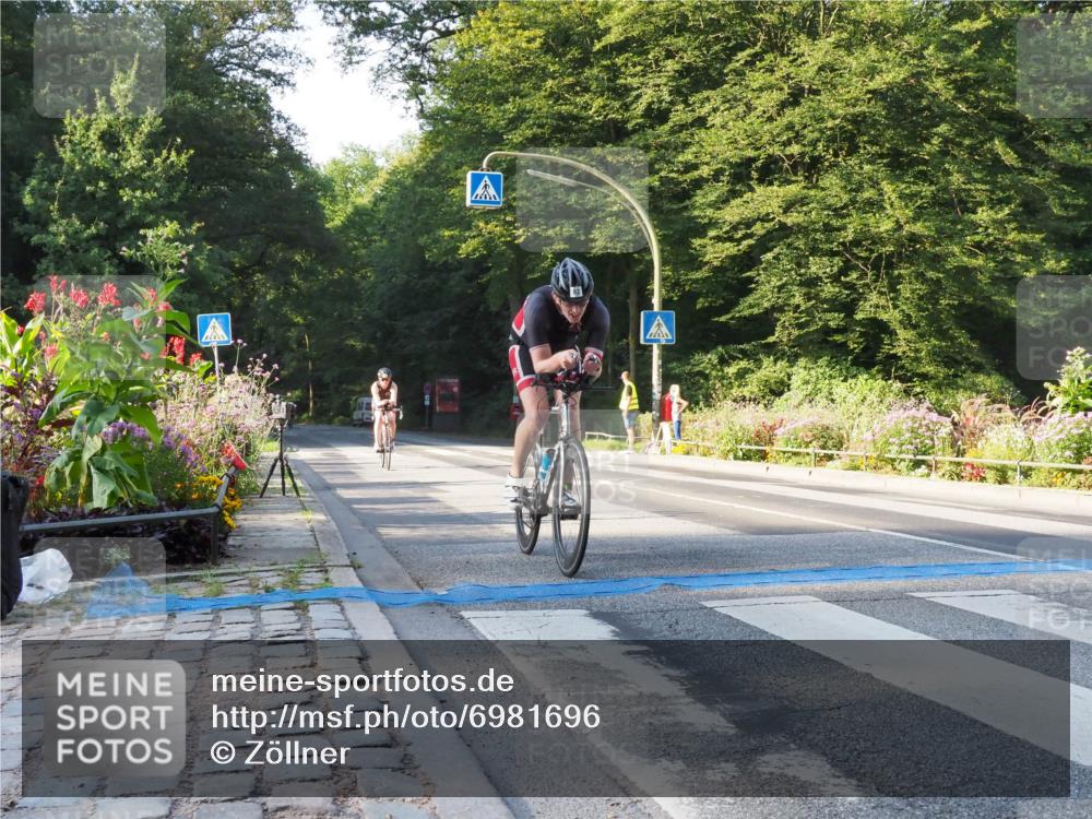 08.09.2024 - Stadtparktriathlon Zöllner http://msf.ph/oto/6981696 08.09.2024 09:12:51 Radfahren 19, 58, 68, 82, 88, 156, 171 meine-sportfotos.de