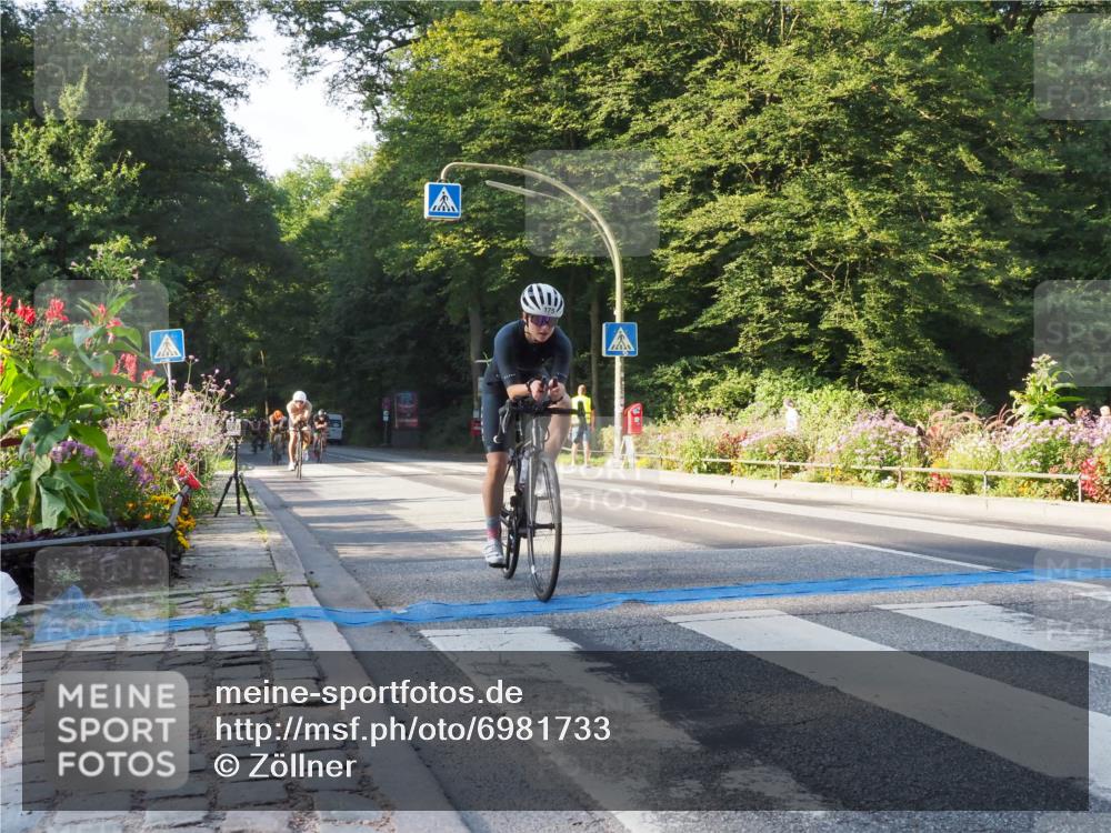 08.09.2024 - Stadtparktriathlon Zöllner http://msf.ph/oto/6981733 08.09.2024 09:13:29 Radfahren 1, 5, 49, 59, 92, 106, 122, 175 meine-sportfotos.de