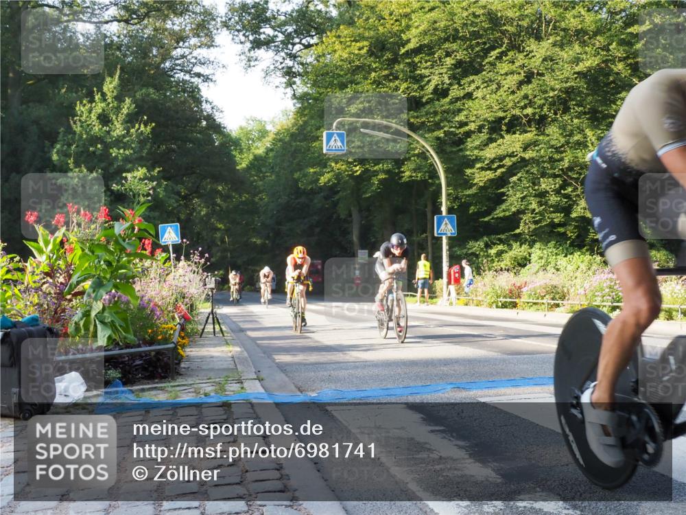 08.09.2024 - Stadtparktriathlon Zöllner http://msf.ph/oto/6981741 08.09.2024 09:13:31 Radfahren 1, 5, 49, 59, 92, 106, 122, 175 meine-sportfotos.de