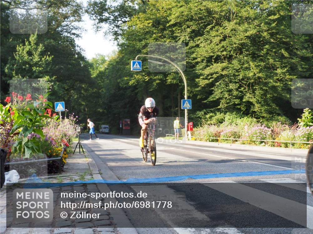 08.09.2024 - Stadtparktriathlon Zöllner http://msf.ph/oto/6981778 08.09.2024 09:13:35 Radfahren 1, 5, 59, 92, 106, 122, 165 meine-sportfotos.de