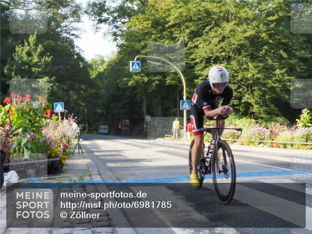 08.09.2024 - Stadtparktriathlon Zöllner http://msf.ph/oto/6981785 08.09.2024 09:13:35 Radfahren 1, 5, 59, 92, 106, 122, 165 meine-sportfotos.de