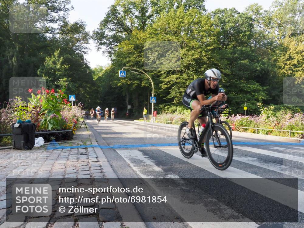 08.09.2024 - Stadtparktriathlon Zöllner http://msf.ph/oto/6981854 08.09.2024 09:14:19 Radfahren 6, 39, 51, 62, 77, 78, 91, 102, 105, 143, 158, 162, 164, 166 meine-sportfotos.de