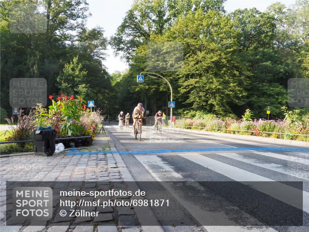 08.09.2024 - Stadtparktriathlon Zöllner http://msf.ph/oto/6981871 08.09.2024 09:14:23 Radfahren 6, 14, 39, 48, 51, 62, 77, 91, 102, 105, 110, 143, 158, 162, 166 meine-sportfotos.de